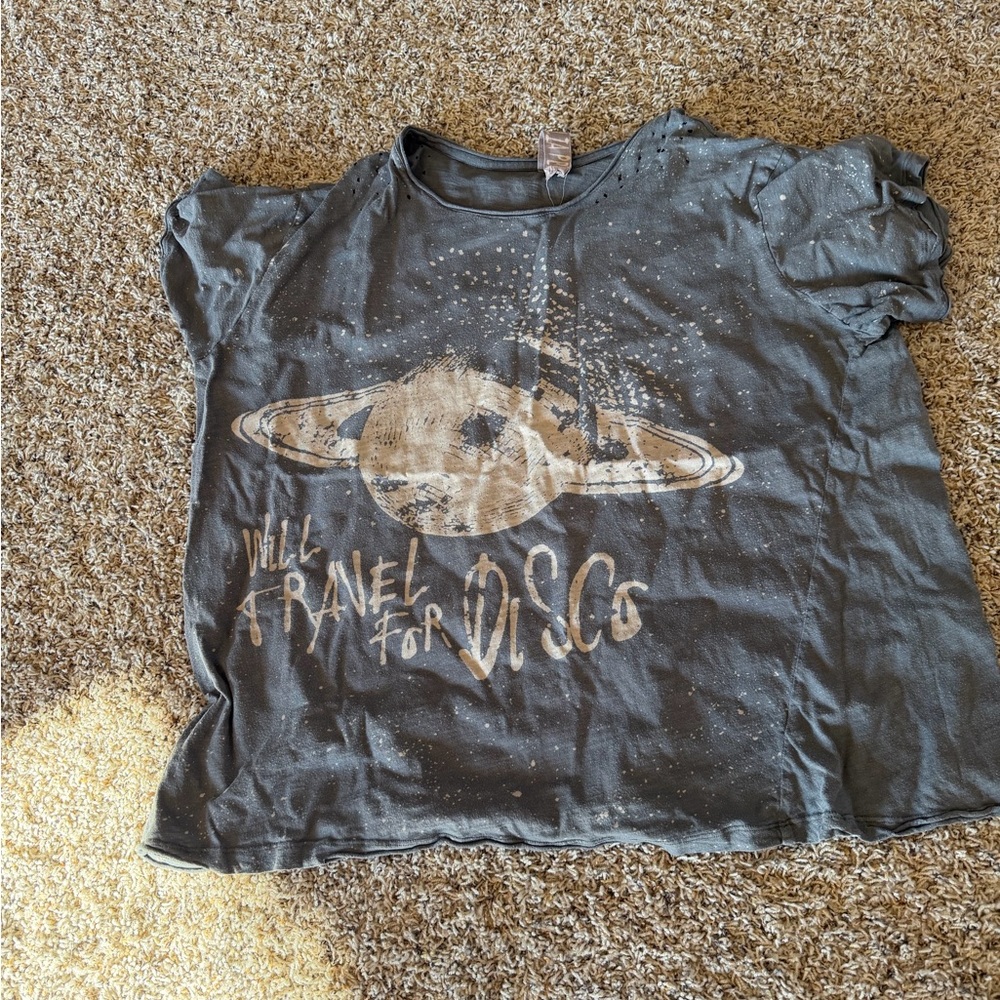 Magnolia Pearl Gray Graphic Tee - Will Travel for Disco